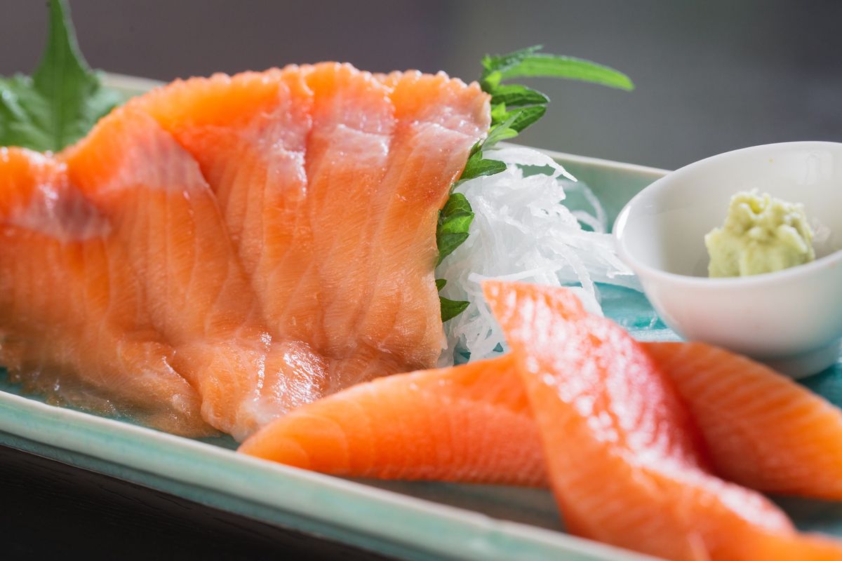 びわますの刺身